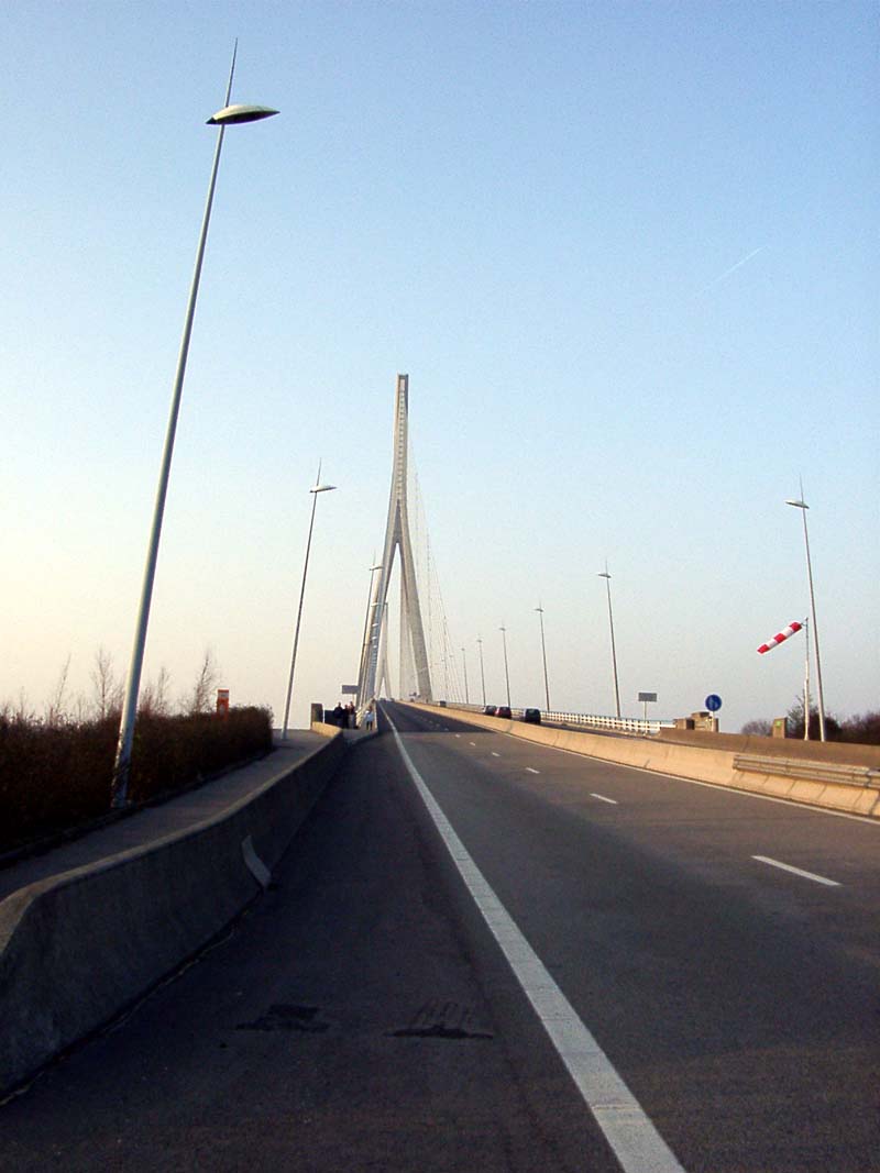 041Pont de Normandie.jpg
